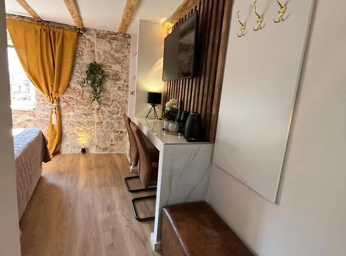 Vale ゲストハウス スプリト